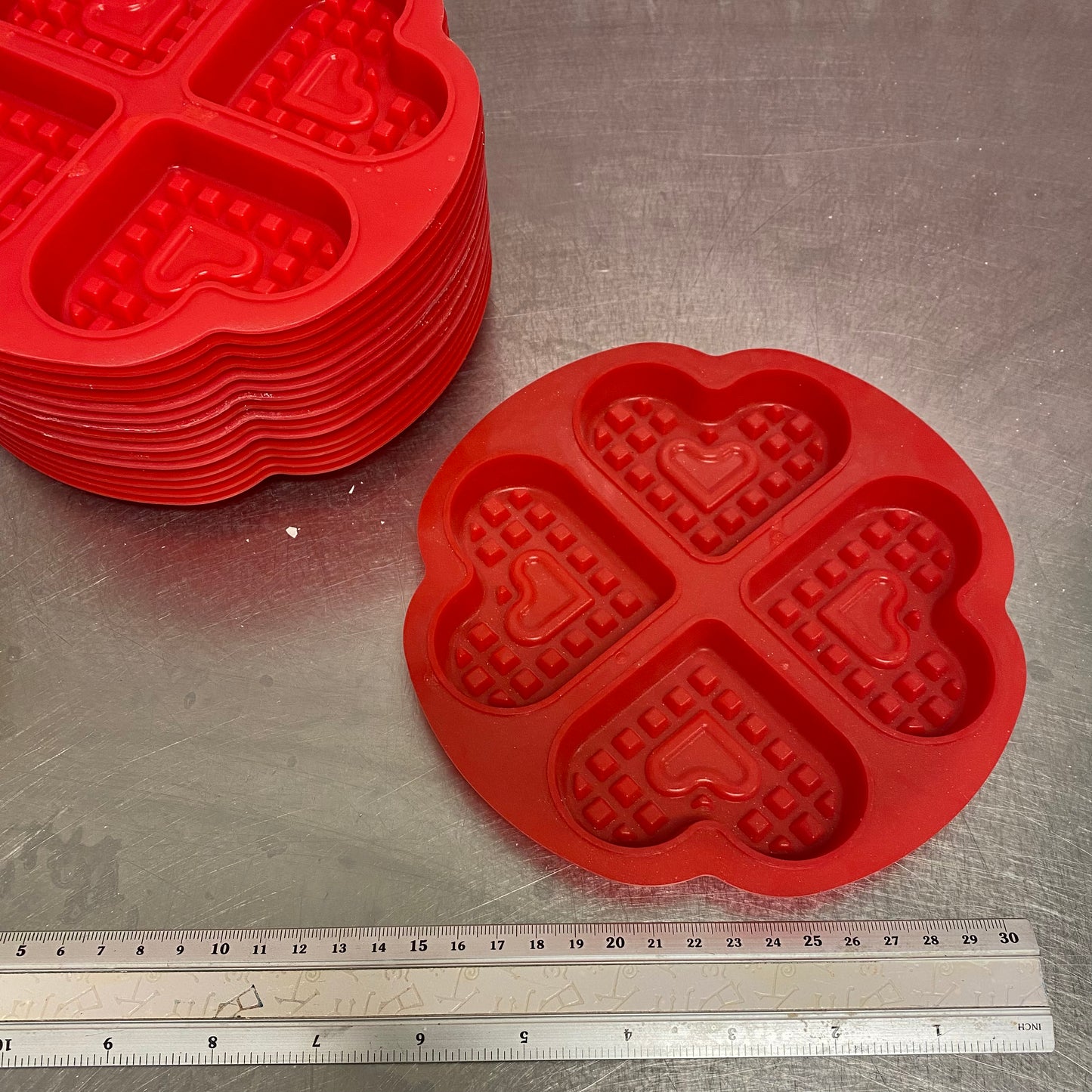 Pre Loved Mould - Waffle Heart (4 capacity)